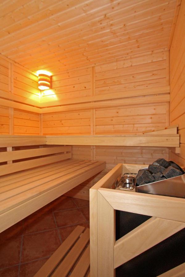 Apartamento Hellinghaus Fewo 1 Wellenreiter Wyk auf Föhr Exterior foto